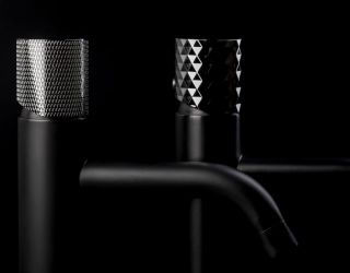 Смеситель для раковины Boheme Stick Black touch чёрный/хром 121-BCR.2